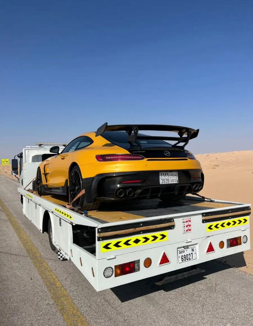 سطحة نقل سيارات